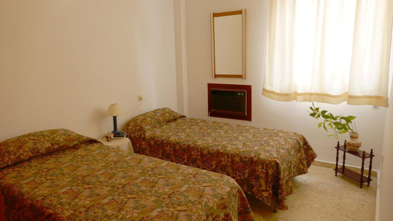 Casa Soleada En Calle Tranquila Siviglia Esterno foto