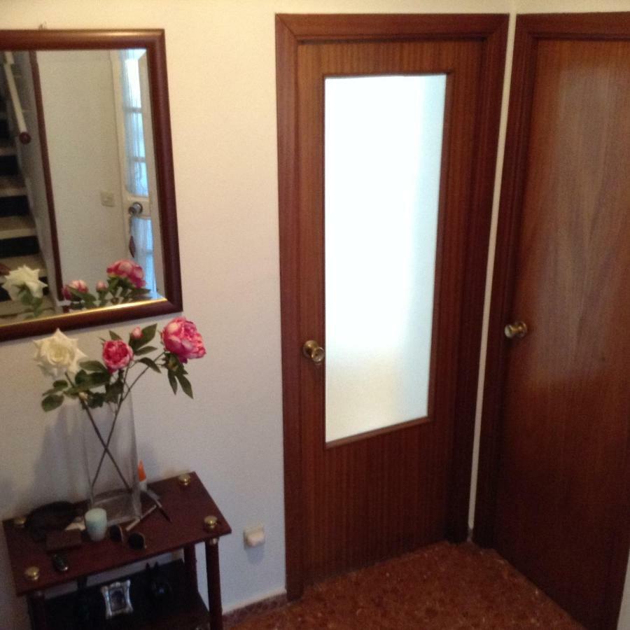Casa Soleada En Calle Tranquila Siviglia Esterno foto